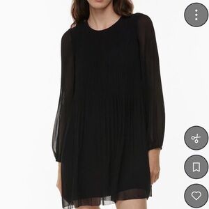 Aritzia Wilfred Daydreamer pleated dress in black - Long Sleeve Mini